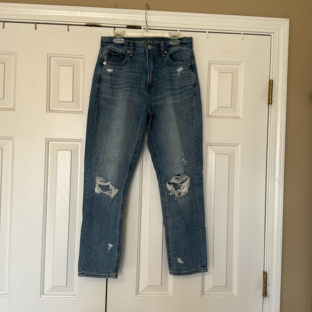 American Eagle Mom Jeans